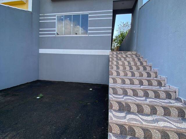 #604 - Casa para Venda em Rio das Ostras - RJ