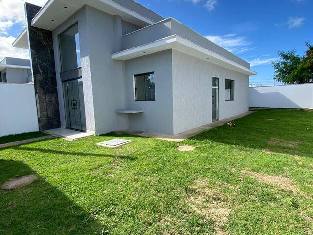 Casa para Venda em Rio das Ostras - 3