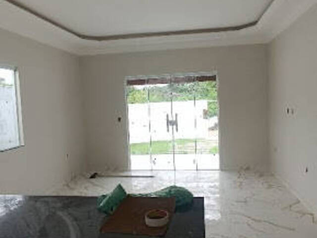 #653 - Casa para Venda em Rio das Ostras - RJ