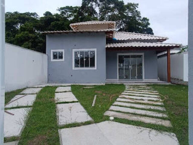 #653 - Casa para Venda em Rio das Ostras - RJ
