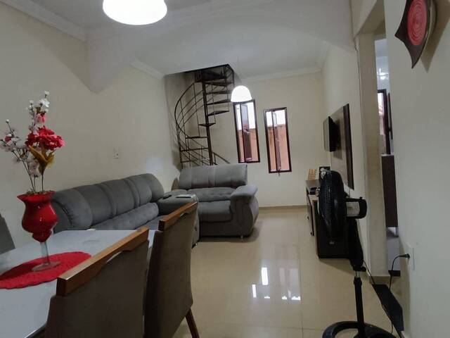 #668 - Casa para Venda em Rio das Ostras - RJ