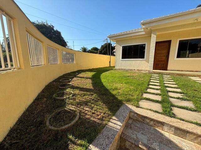 #706 - Casa para Venda em Rio das Ostras - RJ