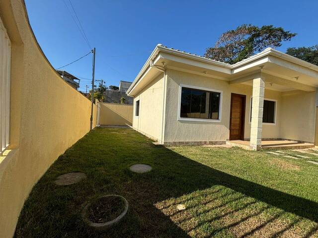 #706 - Casa para Venda em Rio das Ostras - RJ