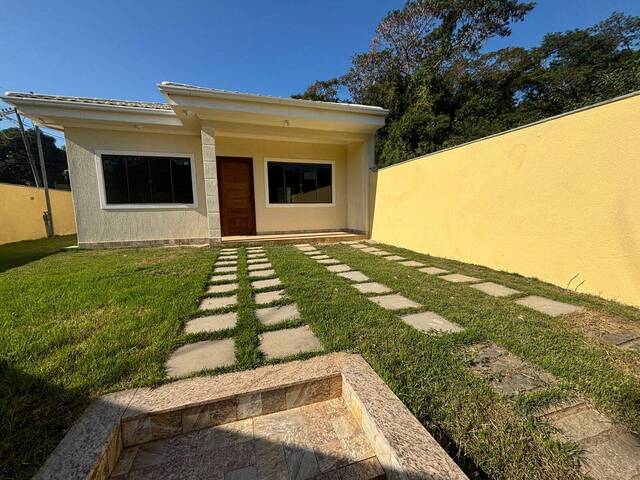 #706 - Casa para Venda em Rio das Ostras - RJ