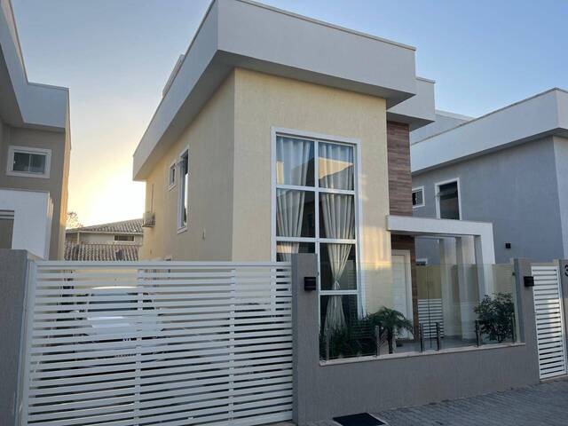 #773 - Duplex para Venda em Rio das Ostras - RJ