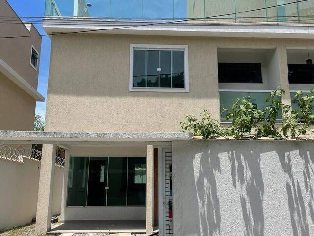 Casa para Venda em Rio das Ostras - 1