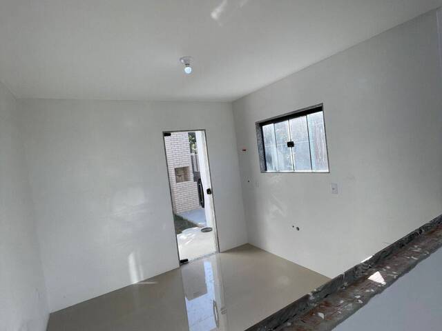 Casa para Venda em Rio das Ostras - 5