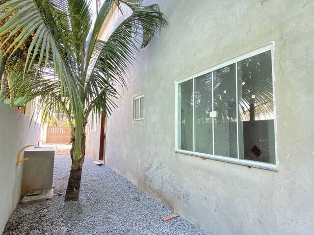 #899 - Casa para Venda em Rio das Ostras - RJ