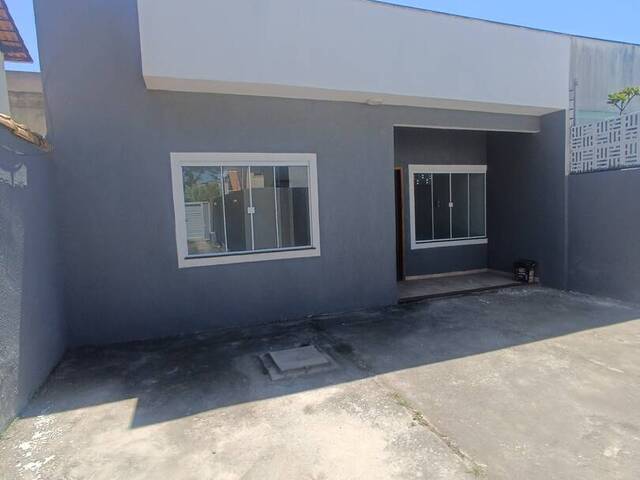 #904 - Casa para Venda em Rio das Ostras - RJ - 1