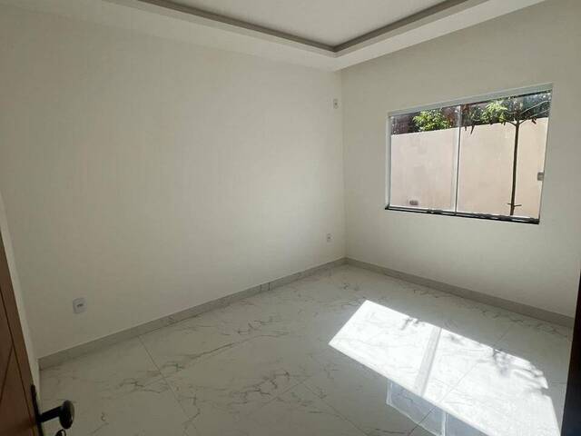 #907 - Casa para Venda em Rio das Ostras - RJ - 2