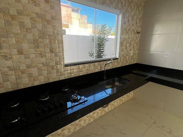Casa para Venda em Rio das Ostras - 4