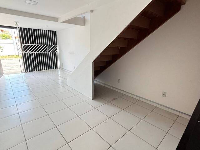 #927 - Sala para Locação em Rio das Ostras - RJ - 2