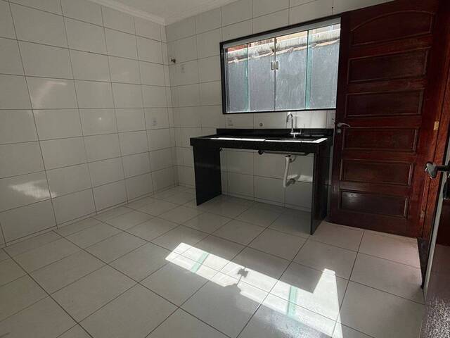 Casa para Venda em Rio das Ostras - 3