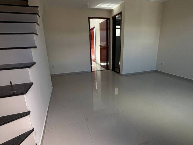 Casa para Venda em Rio das Ostras - 2