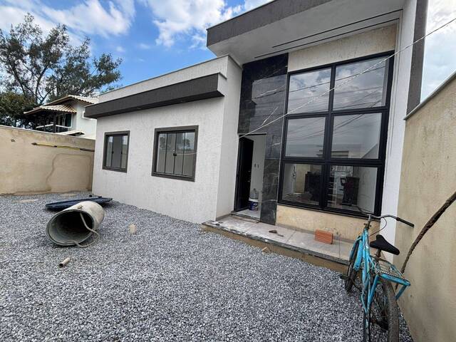 #949 - Casa para Venda em Rio das Ostras - RJ - 1