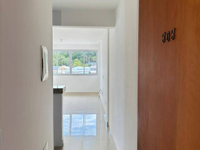 Apartamento para Venda em Rio das Ostras - 4