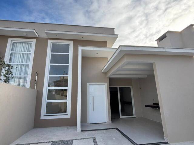 #954 - Casa para Venda em Rio das Ostras - RJ - 3