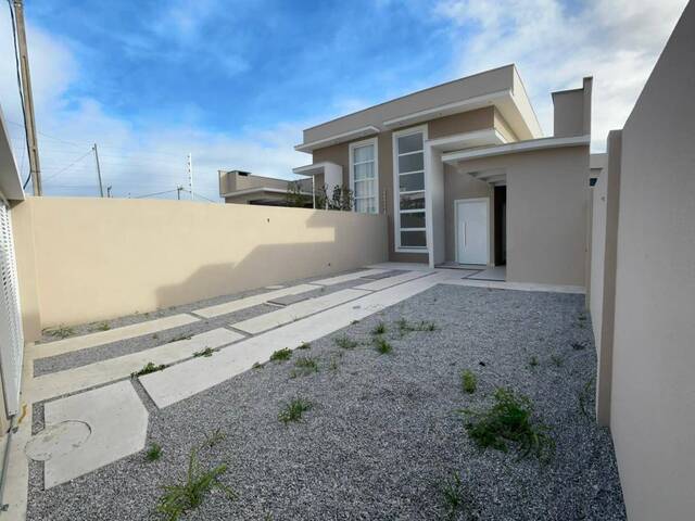 #954 - Casa para Venda em Rio das Ostras - RJ - 2