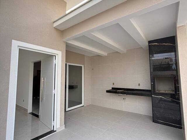 Casa para Venda em Rio das Ostras - 4