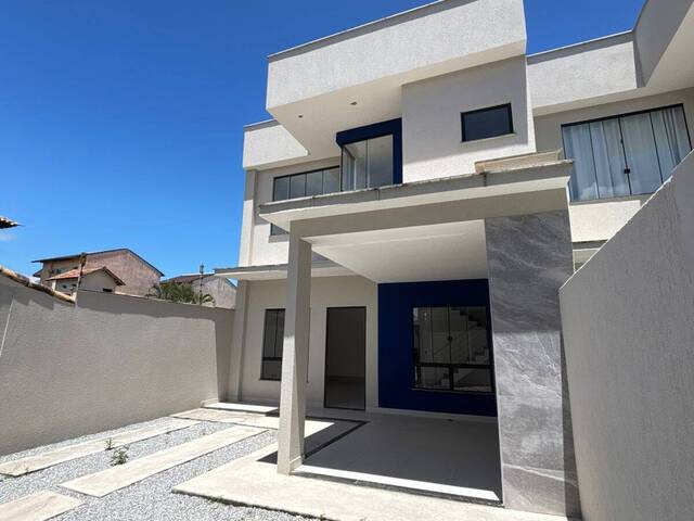 #955 - Casa para Venda em Rio das Ostras - RJ - 2