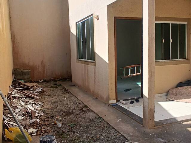 #958 - Casa para Venda em Rio das Ostras - RJ - 2