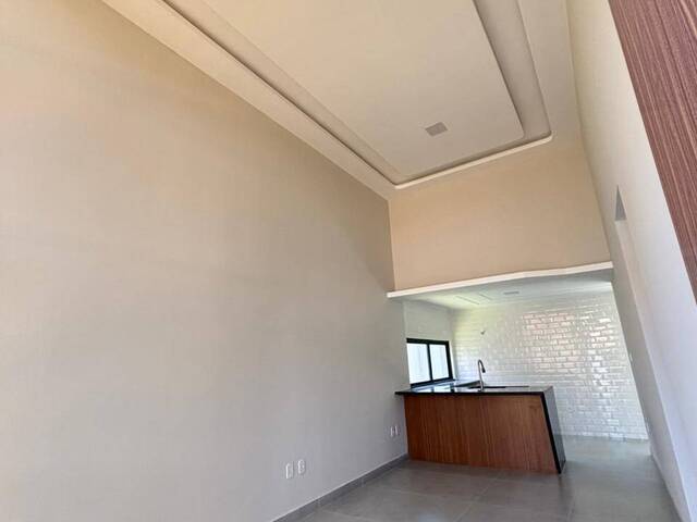 Casa para Venda em Rio das Ostras - 4