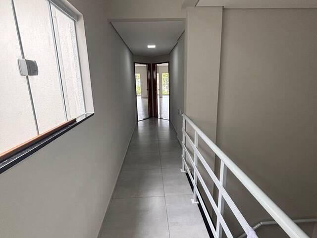 #960 - Apartamento para Venda em Rio das Ostras - RJ - 3