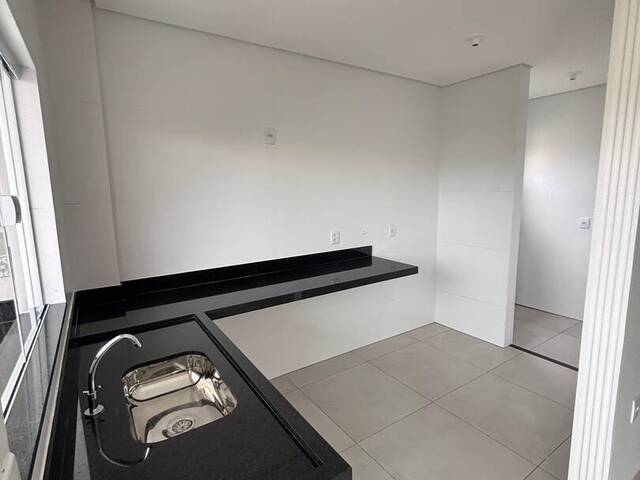 Apartamento para Venda em Rio das Ostras - 5