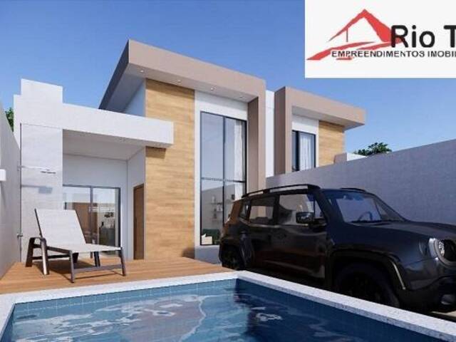 #963 - Casa para Venda em Rio das Ostras - RJ - 2