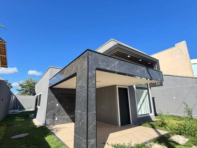 #964 - Casa para Venda em Rio das Ostras - RJ - 3