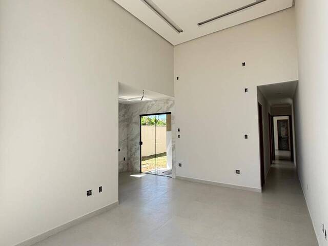 Casa para Venda em Rio das Ostras - 5