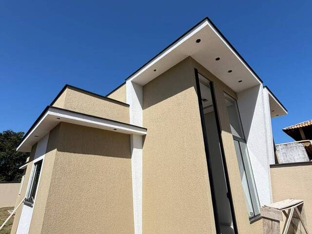 #972 - Casa para Venda em Rio das Ostras - RJ - 2