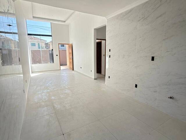 Casa para Venda em Rio das Ostras - 4