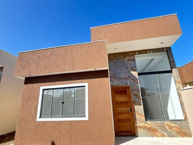 #969 - Casa para Venda em Rio das Ostras - RJ - 2