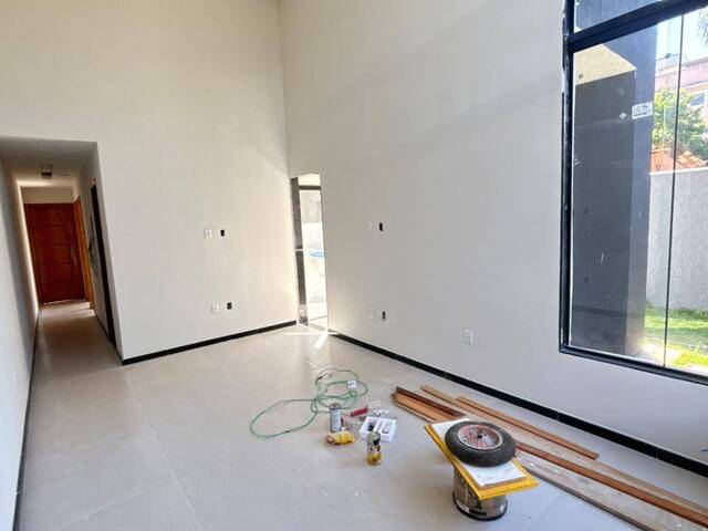 Casa para Venda em Rio das Ostras - 4