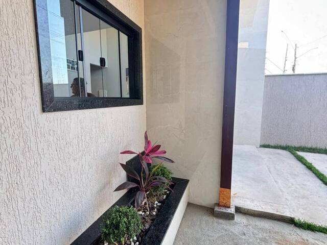 Casa para Venda em Rio das Ostras - 4