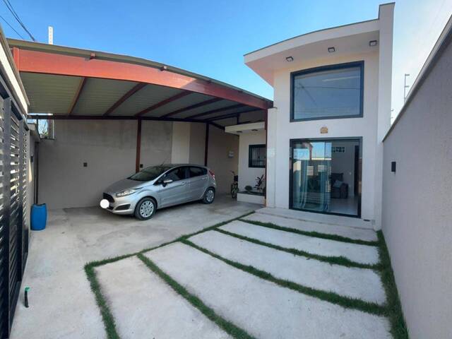 #974 - Casa para Venda em Rio das Ostras - RJ - 2