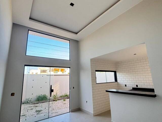 #975 - Casa para Venda em Rio das Ostras - RJ - 3