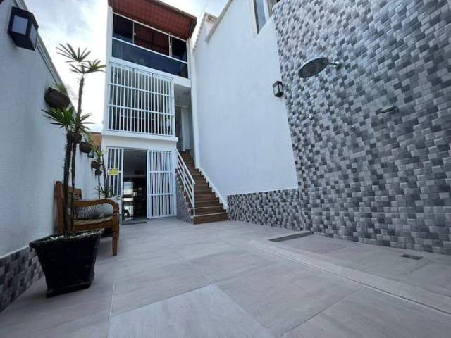 #984 - Casa para Locação em Rio das Ostras - RJ - 1