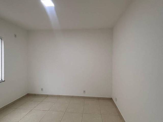 #986 - Apartamento para Locação em Rio das Ostras - RJ - 3