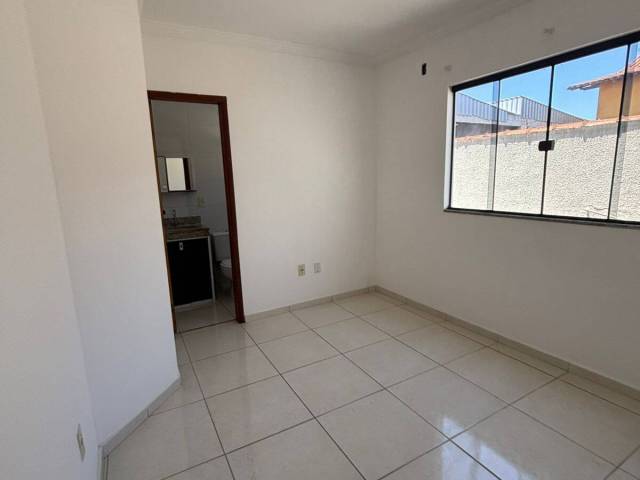 #986 - Apartamento para Locação em Rio das Ostras - RJ - 3