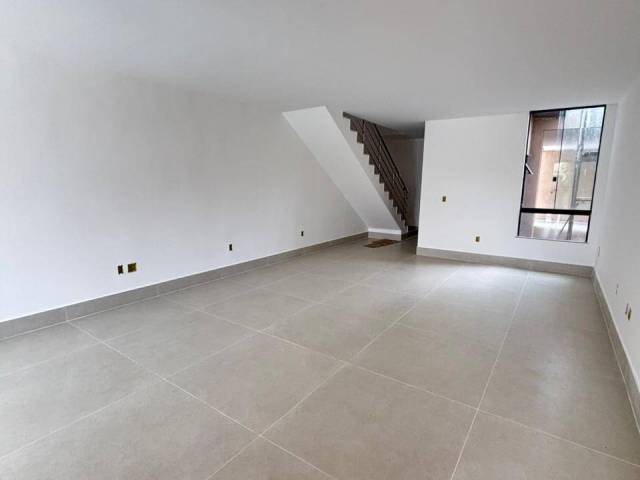 Casa para Venda em Rio das Ostras - 5