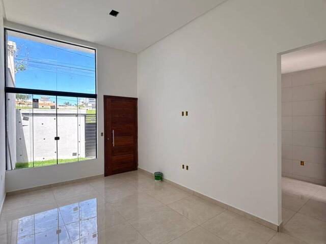 Casa para Venda em Rio das Ostras - 4