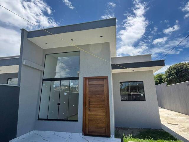 #1005 - Casa para Venda em Rio das Ostras - RJ