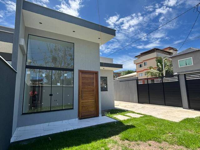 #1005 - Casa para Venda em Rio das Ostras - RJ