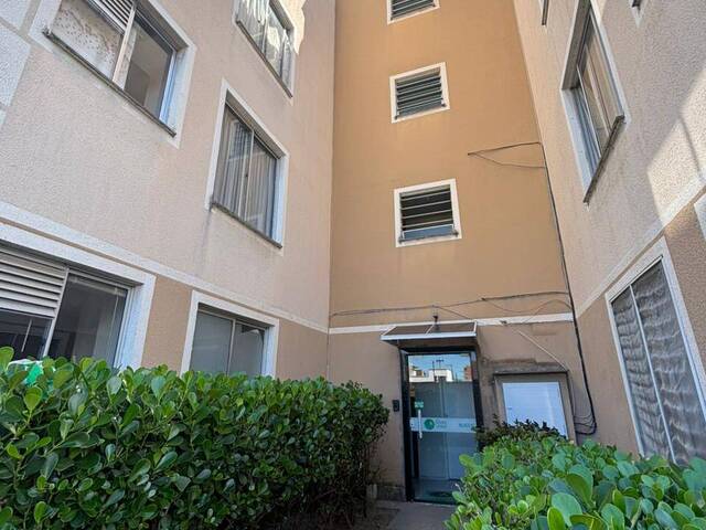 #1007 - Apartamento para Venda em Rio das Ostras - RJ - 1