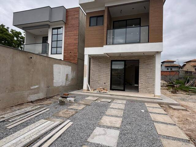 #1010 - Casa para Venda em Rio das Ostras - RJ - 1