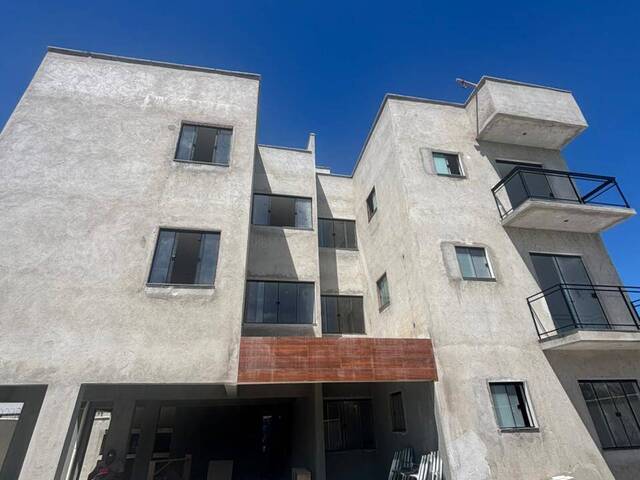 #1023 - Apartamento para Venda em Rio das Ostras - RJ - 1