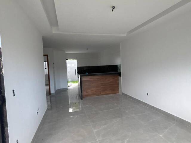 Casa para Venda em Rio das Ostras - 5