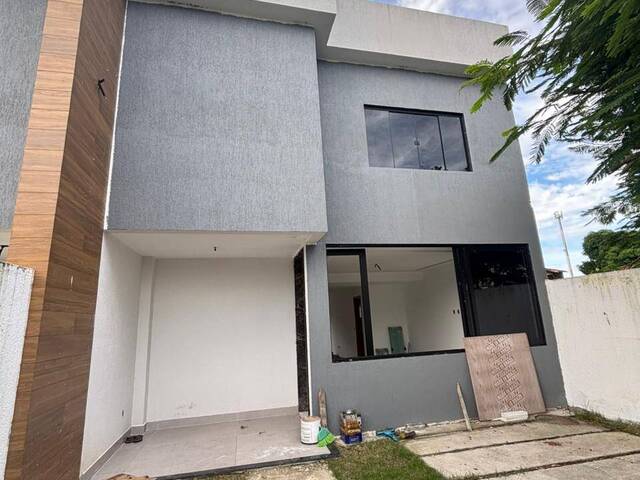 Casa para Venda em Rio das Ostras - 3